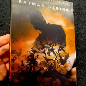 Batman begins deluxe edition with comic book
